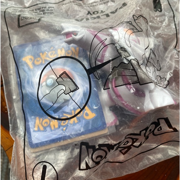 UNOPENED Pokémon Happy Meal Toy 2018 - Picture 2 of 8